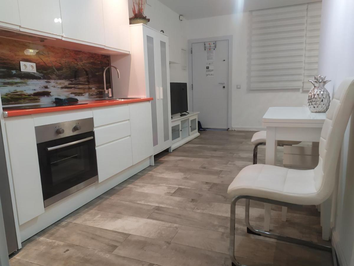 Apartamento Carihuela Los Nidos Sun&Beach Torremolinos Exterior foto