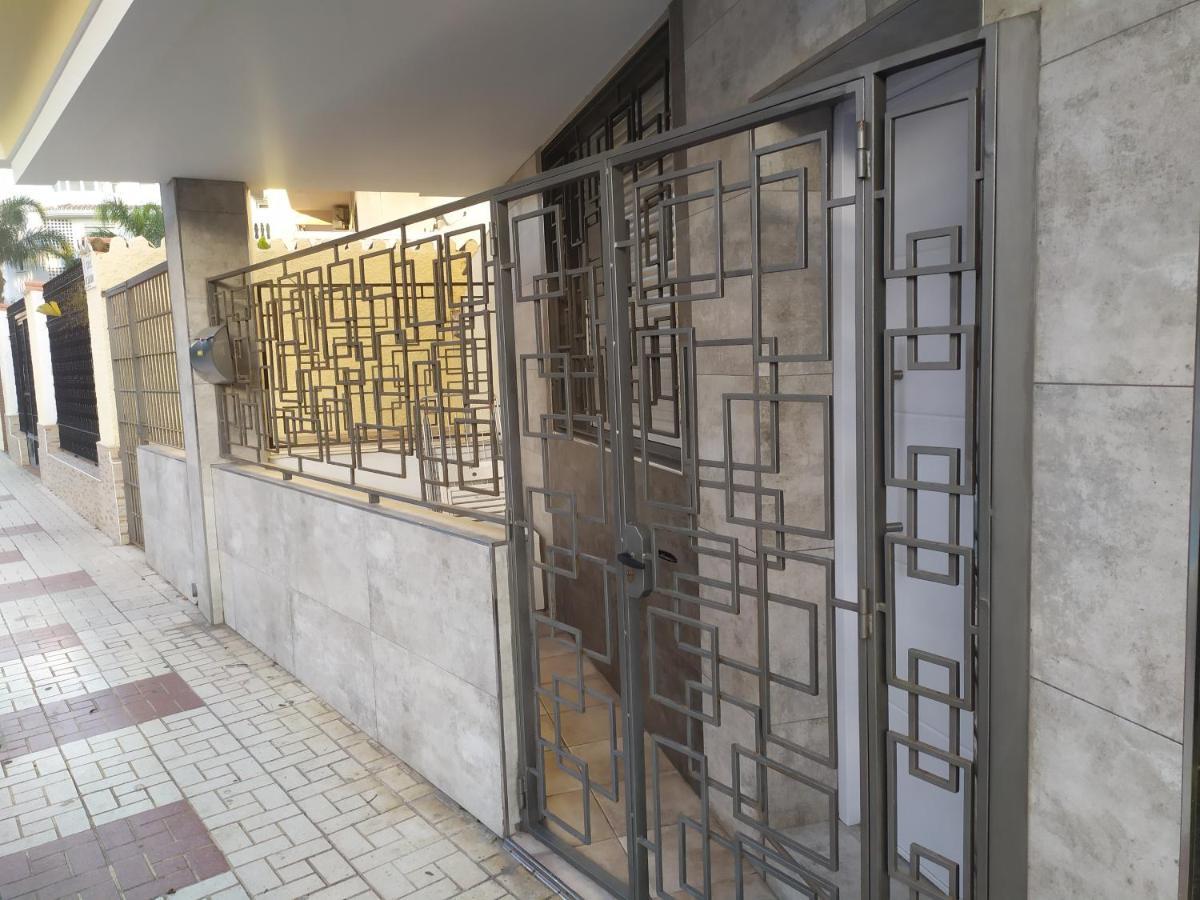 Apartamento Carihuela Los Nidos Sun&Beach Torremolinos Exterior foto